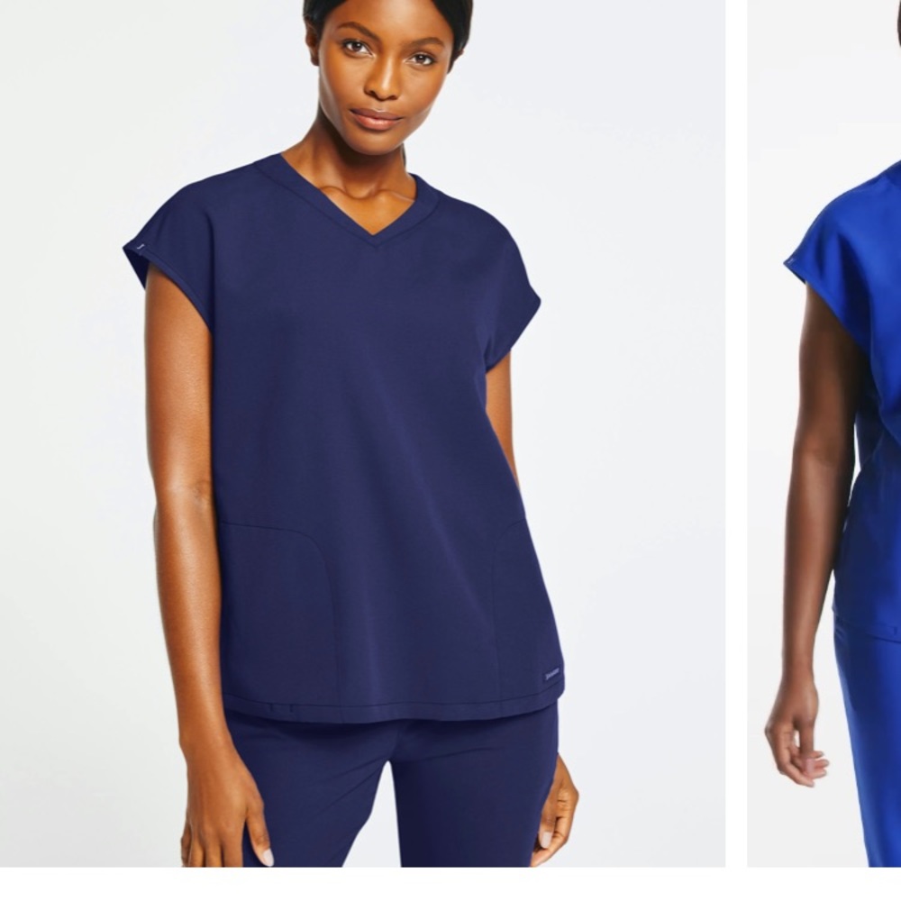 Jaanuu scrub top